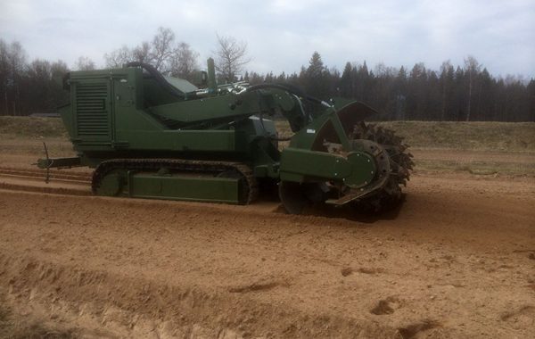 A75T (SDZ) for French Army Engineers on tests at SWEDEC