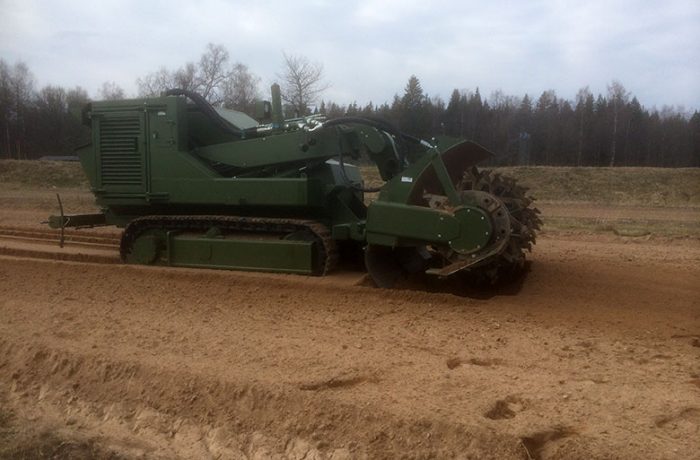 A75T (SDZ) for French Army Engineers on tests at SWEDEC
